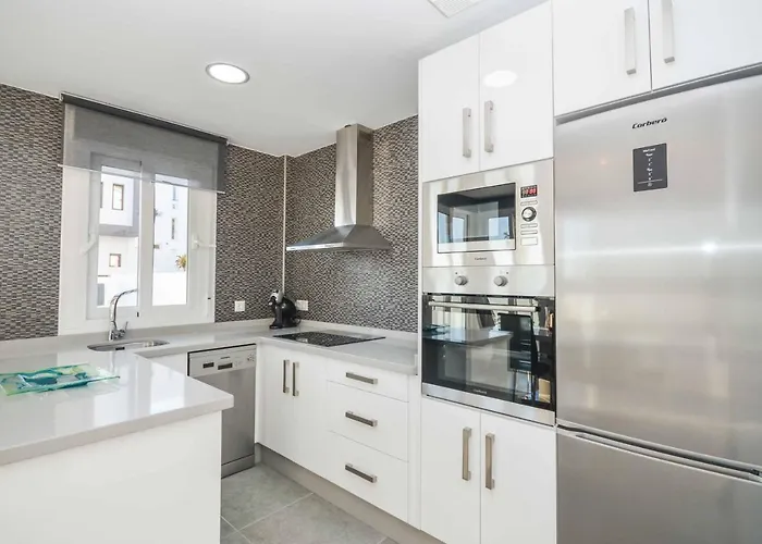 Antonio Pulga Villa Nerja