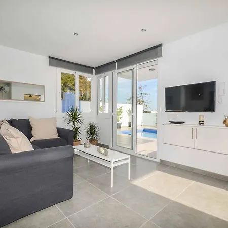 Antonio Pulga Вилла *